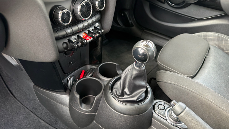 MINI Hatchback 2.0 Cooper S II 5dr Petrol Hatchback